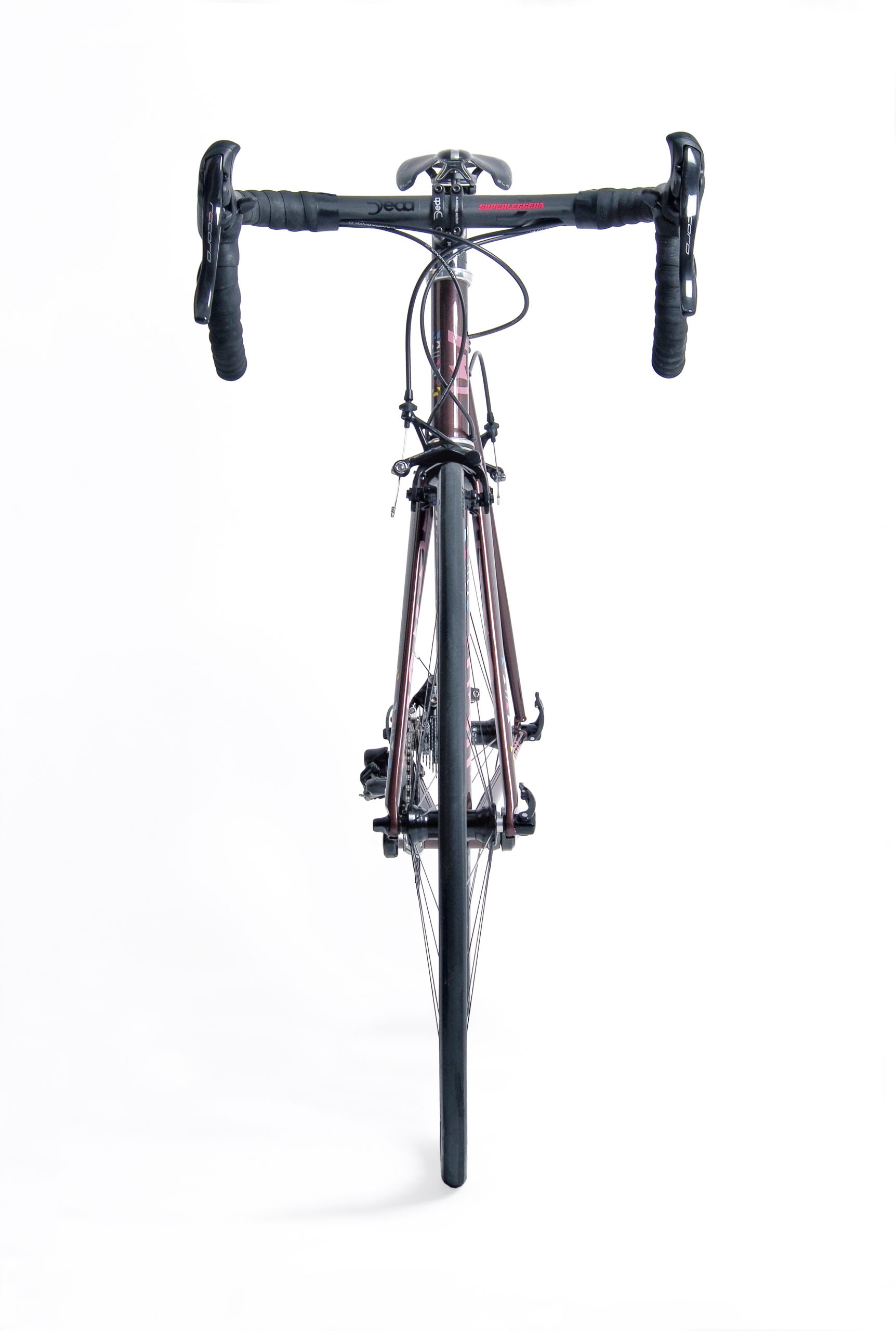 OQOC Strada Steel Front